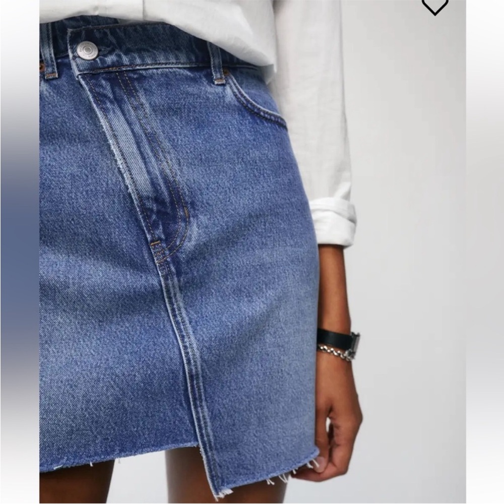 Reformation Jeans Ellie Asymmetric Denim Mini Skirt in Seneca Blue Size 27 - Picture 4 of 9